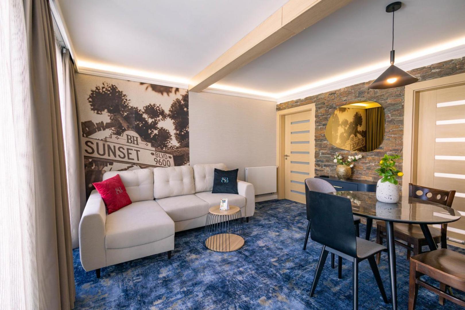 Boulevard Boutique Suites 웨바 외부 사진