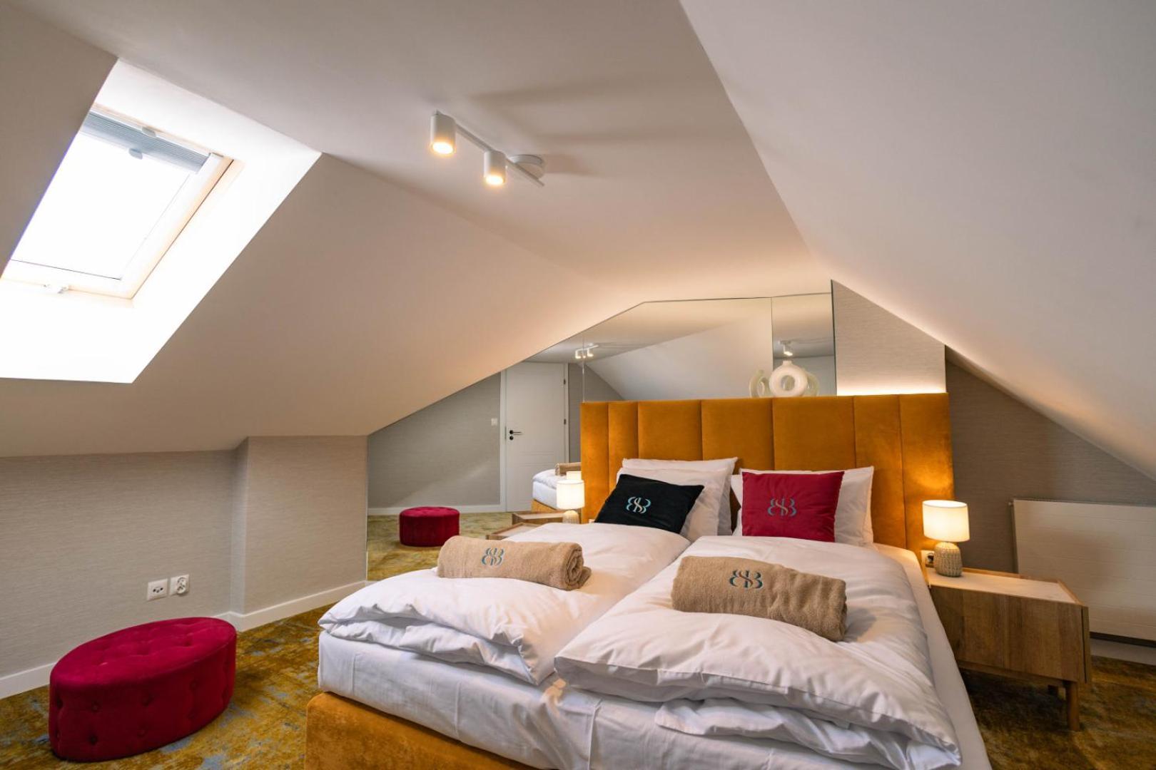Boulevard Boutique Suites 웨바 외부 사진